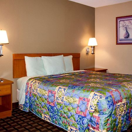 Rodeway Inn University Area Charlotte Exteriör bild